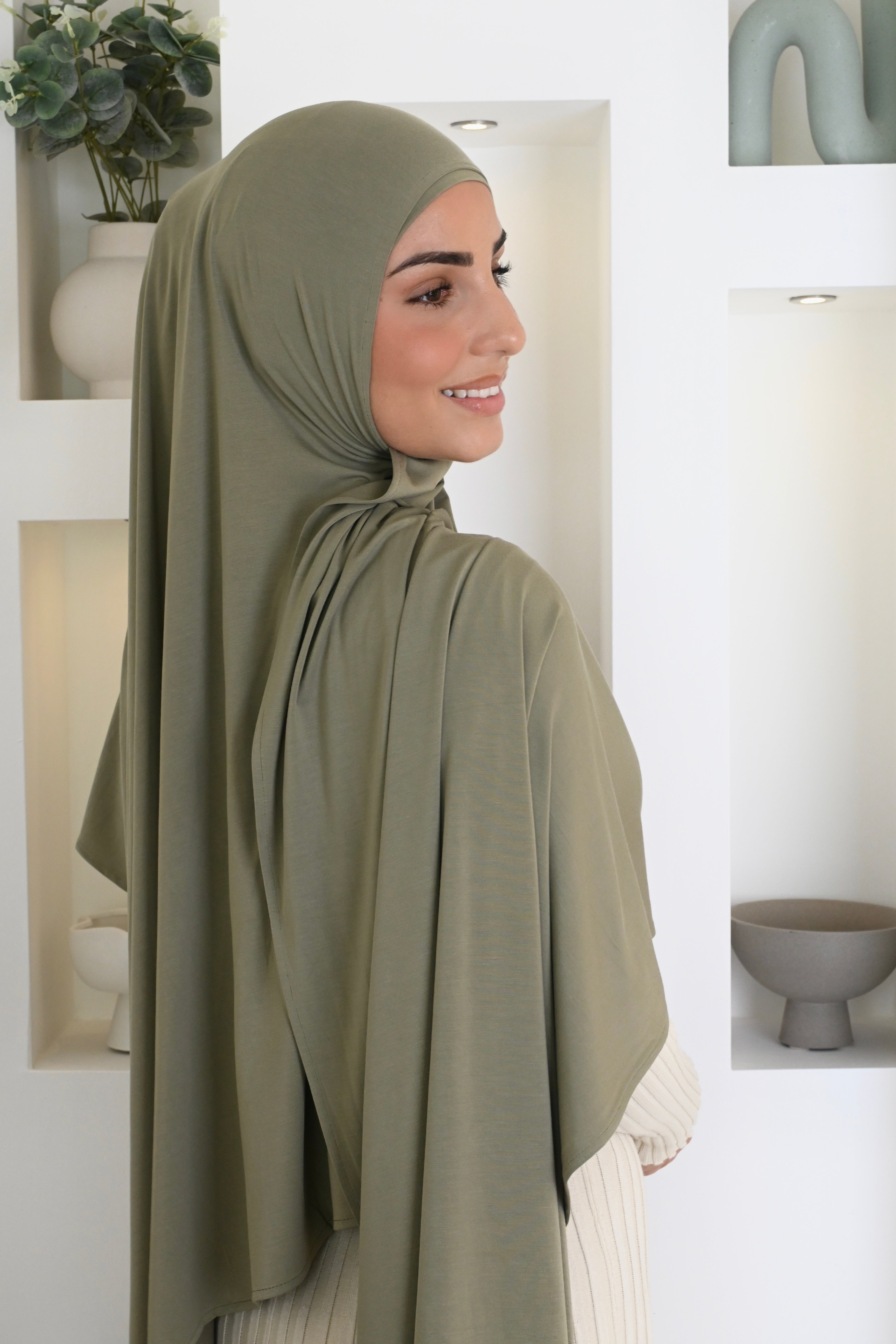 Moss Grace - With matching under cap